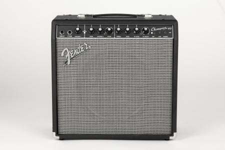 Комбоусилитель для электрогитары FENDER CHAMPION 40