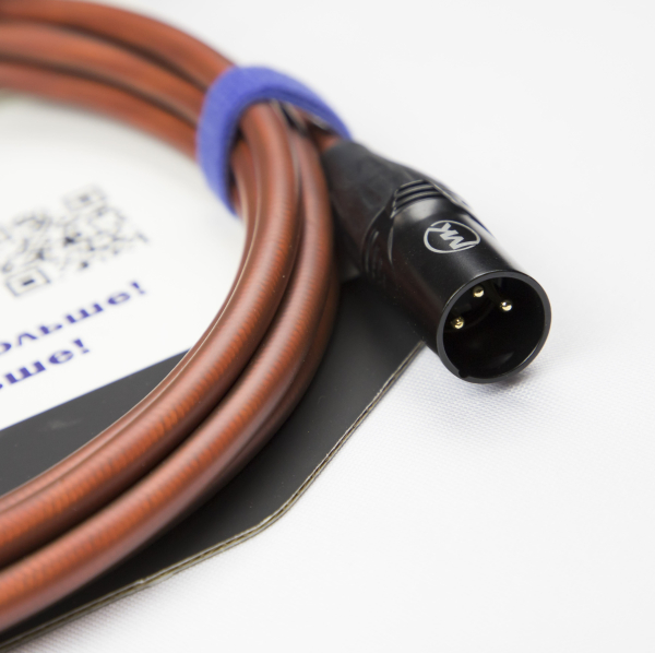 Микрофонный кабель MUZKABEL XXSMK5B - 1,5 метра, XLR - XLR